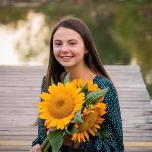 Meet your Posher, Emma